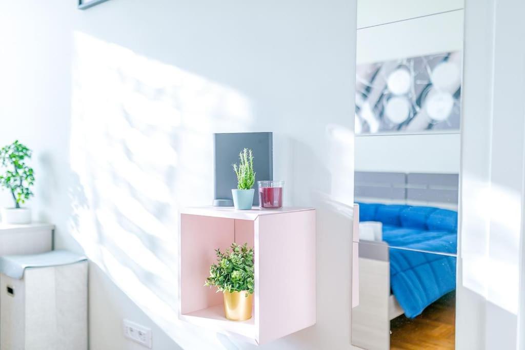 Navigli - Downtown - Duomo Spacious Two Bedroom Apartment - Close To Metro - Ac - Wi-Fi Milan Extérieur photo